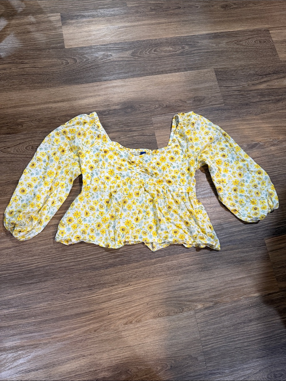 Old Navy Yellow Sunflower Floral Peasant Blouse, Like New, Size L